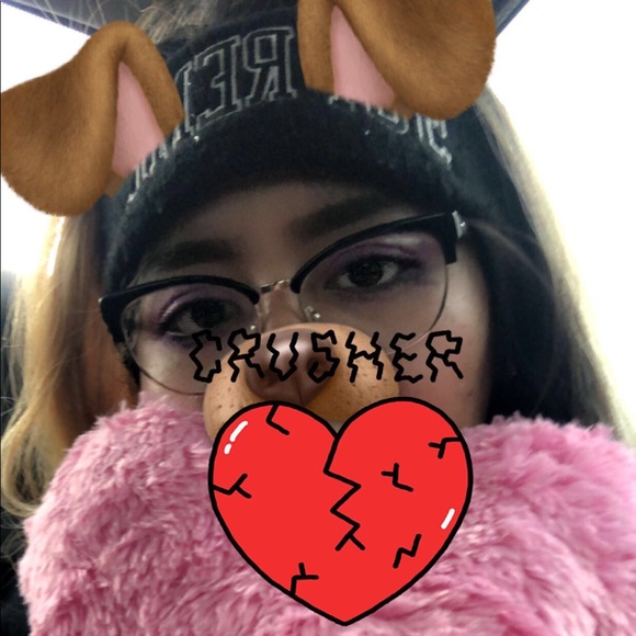 Meet your Posher, Iris - Picture 1 of 1